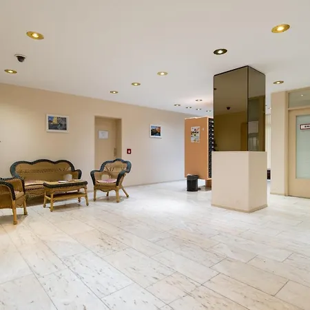Appartement Beyond Living X American Psycho *