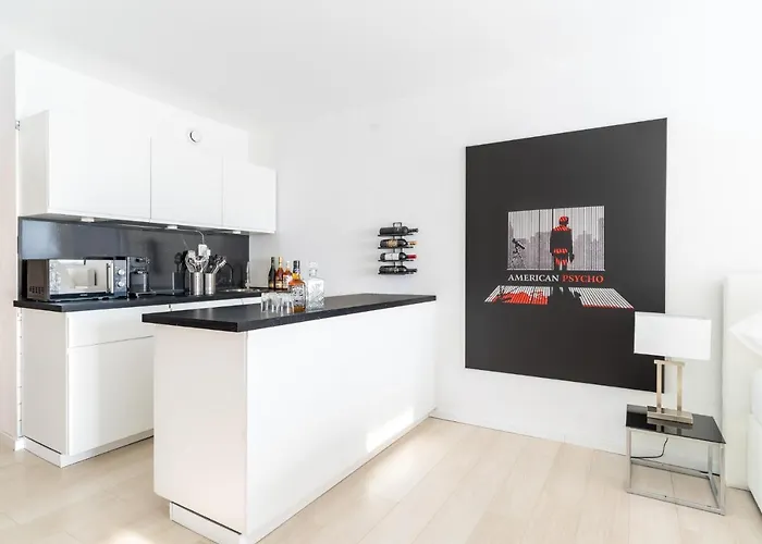 Beyond Living X American Psycho Apartament *